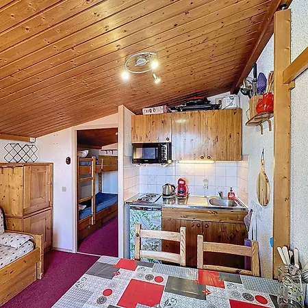 18m² Au Cœur Des Bruyères, Aux Pieds - Fr-1-178-43 Appartamento