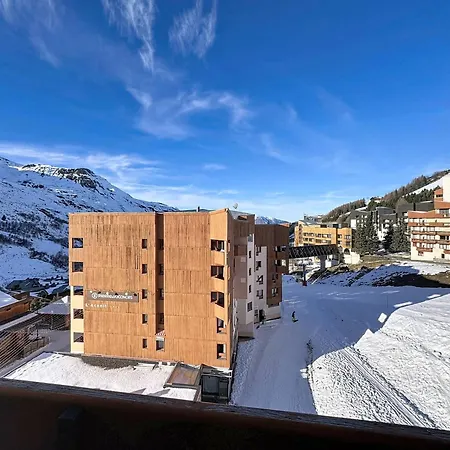 Appartement 18m² Au Cœur Des Bruyères, Aux Pieds - Fr-1-178-43